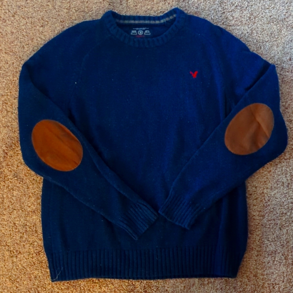 American Eagle Crew neck sweater